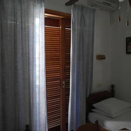Guest house Eleni's Loutra Edipsou (Evia)